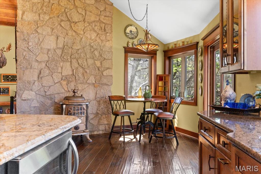 16480 Walnut Rail Road