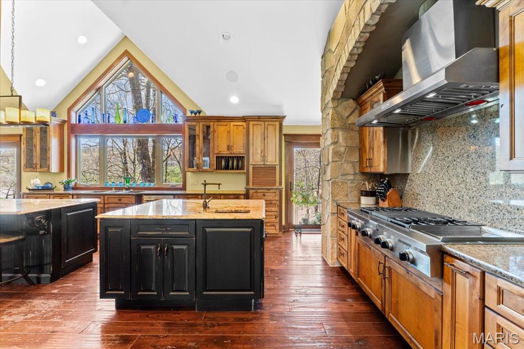 16480 Walnut Rail Road