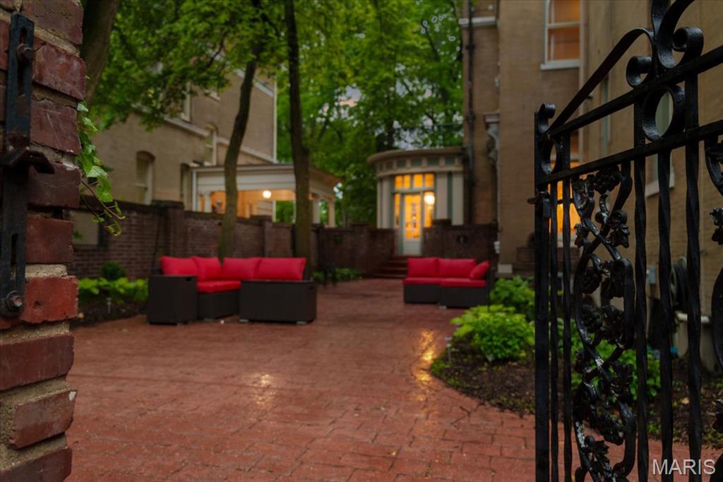 37 Washington Terrace