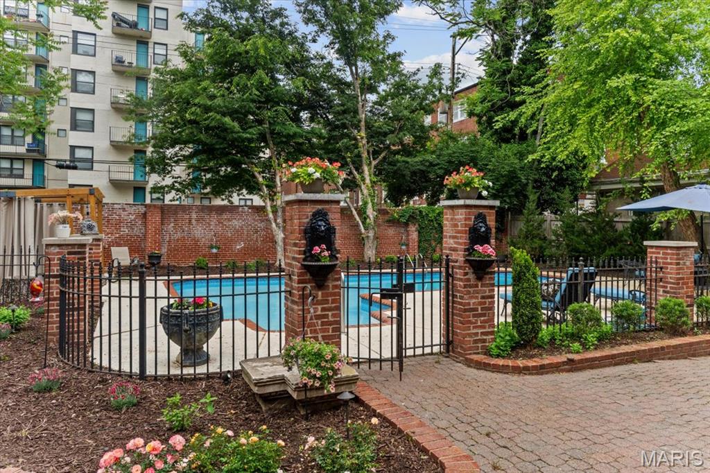 37 Washington Terrace