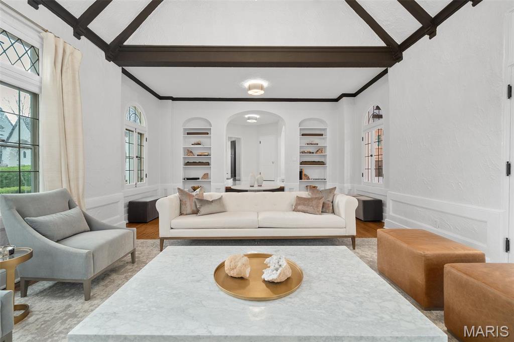 2 Northcote Road