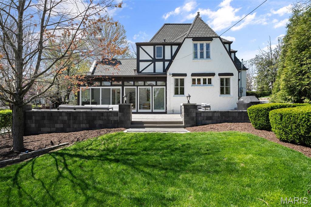 2 Northcote Road