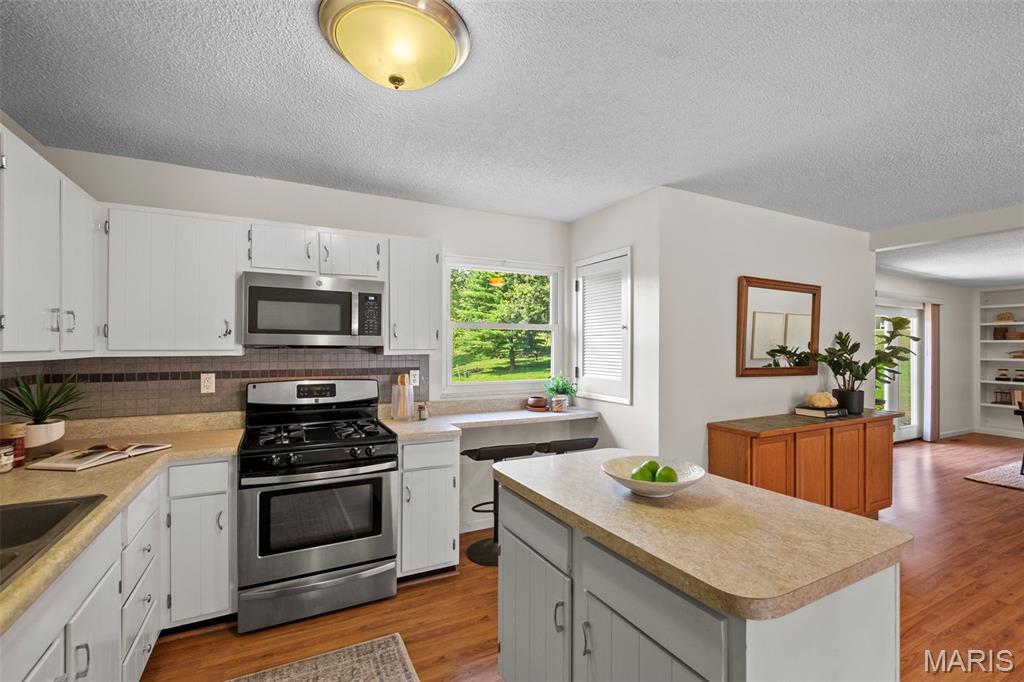 3511 Hidden Stone Court