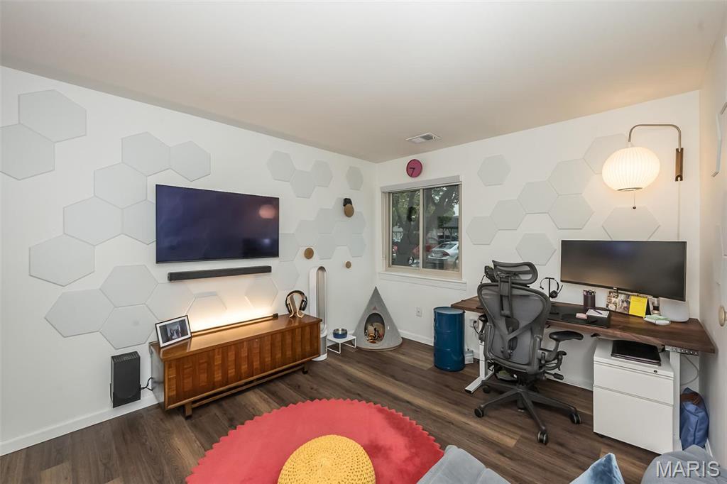 950 E East Rue De La Banque Unit: 118