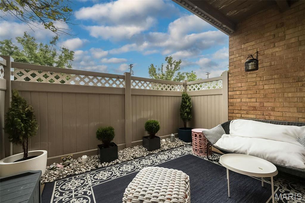 950 E East Rue De La Banque Unit: 118