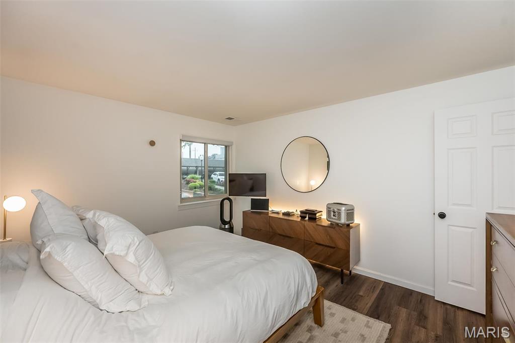 950 E East Rue De La Banque Unit: 118