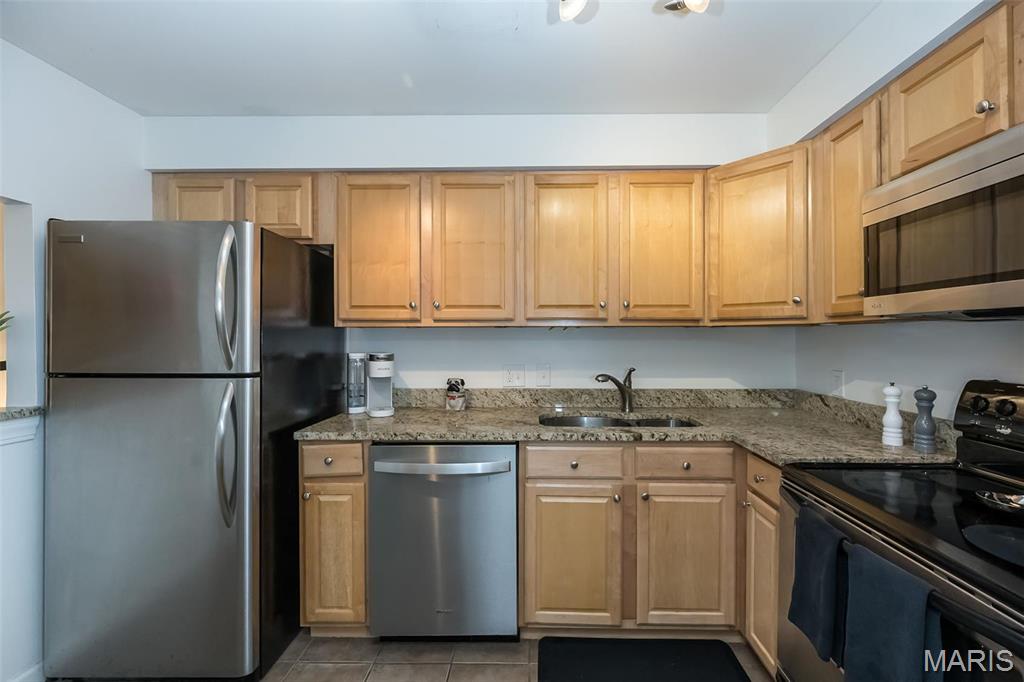 950 E East Rue De La Banque Unit: 118