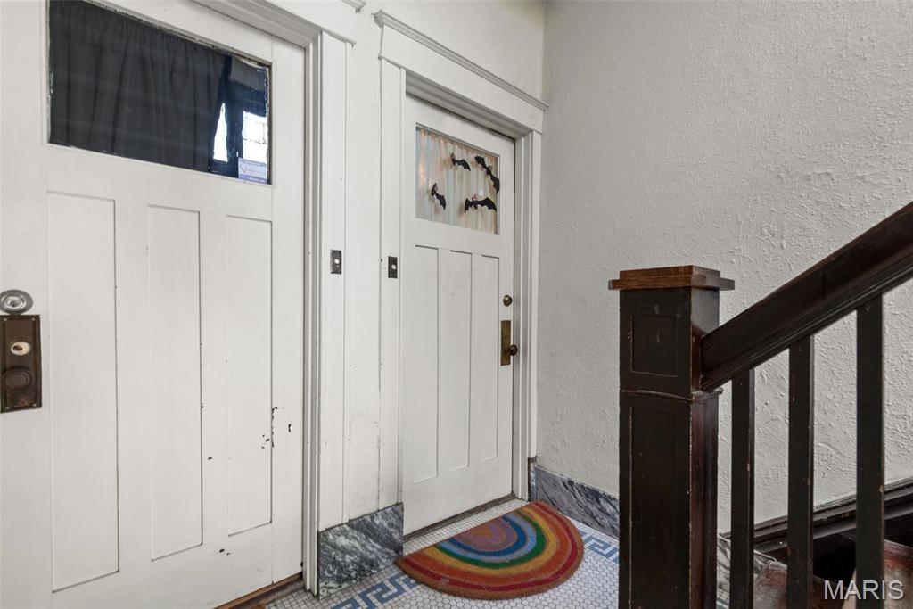 2056 Lafayette Avenue Unit: 1W