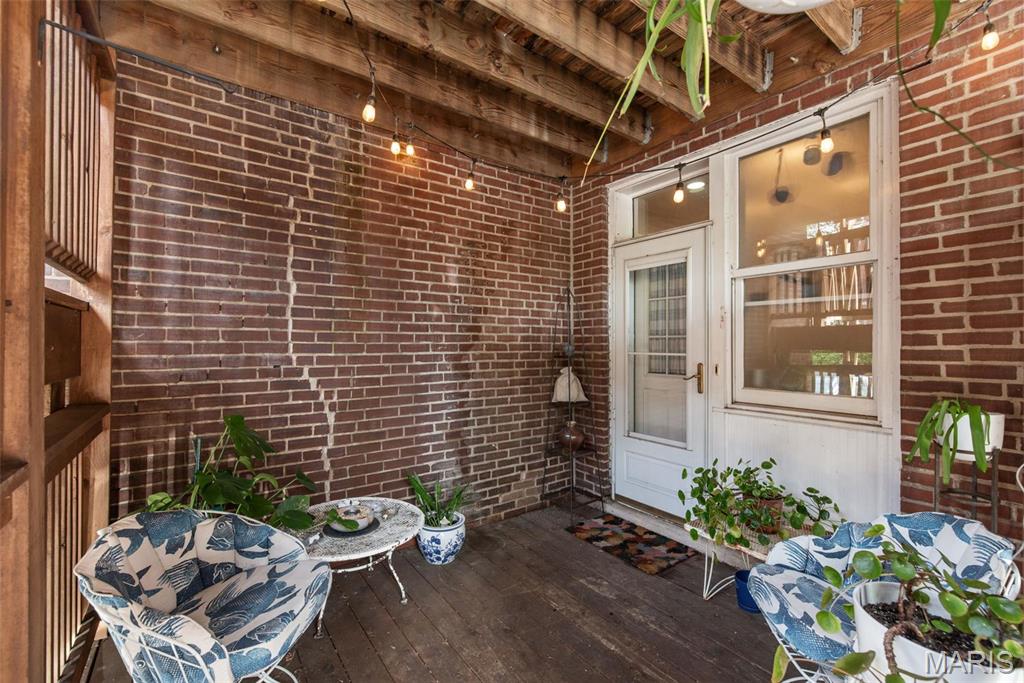 2056 Lafayette Avenue Unit: 1W