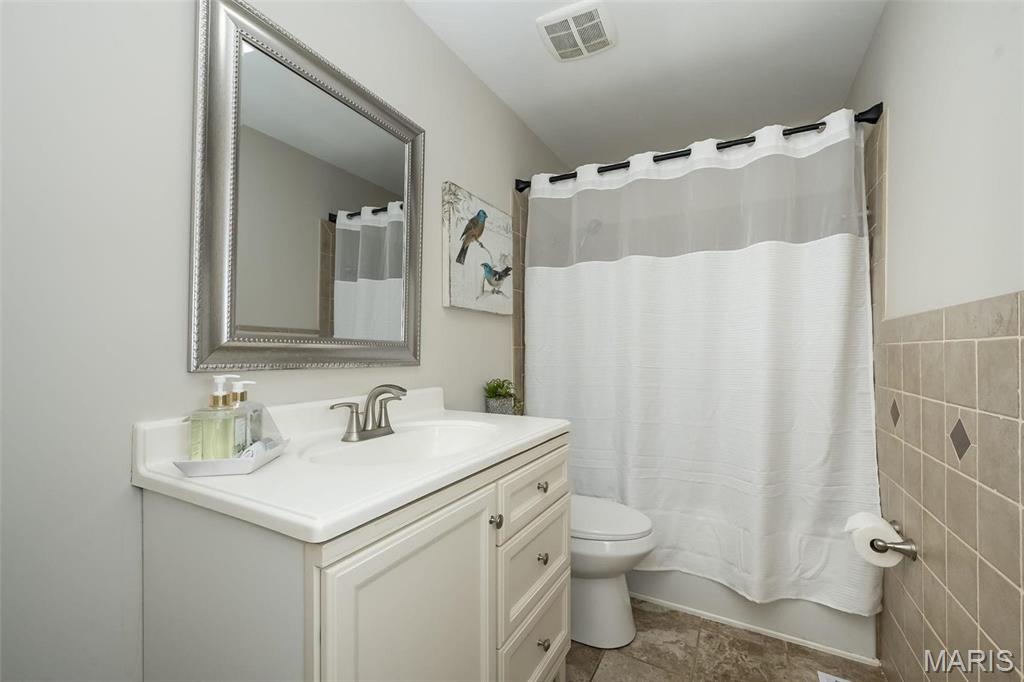 6828 Finchdale Court