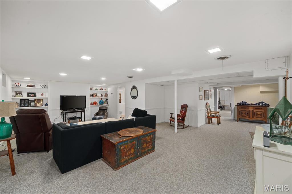 410 Steeplechase Lane