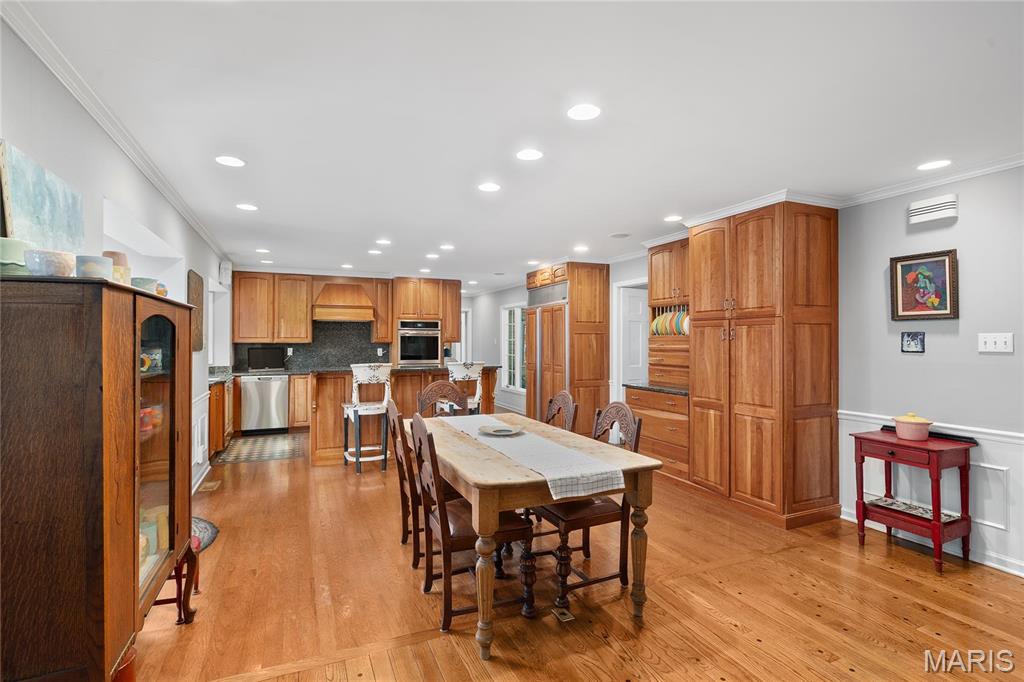 410 Steeplechase Lane