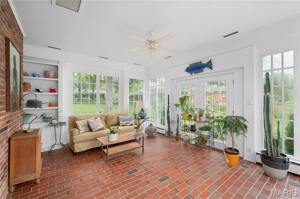 410 Steeplechase Lane