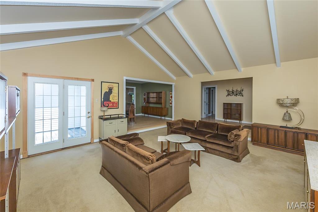 293 Oakleigh Woods Drive