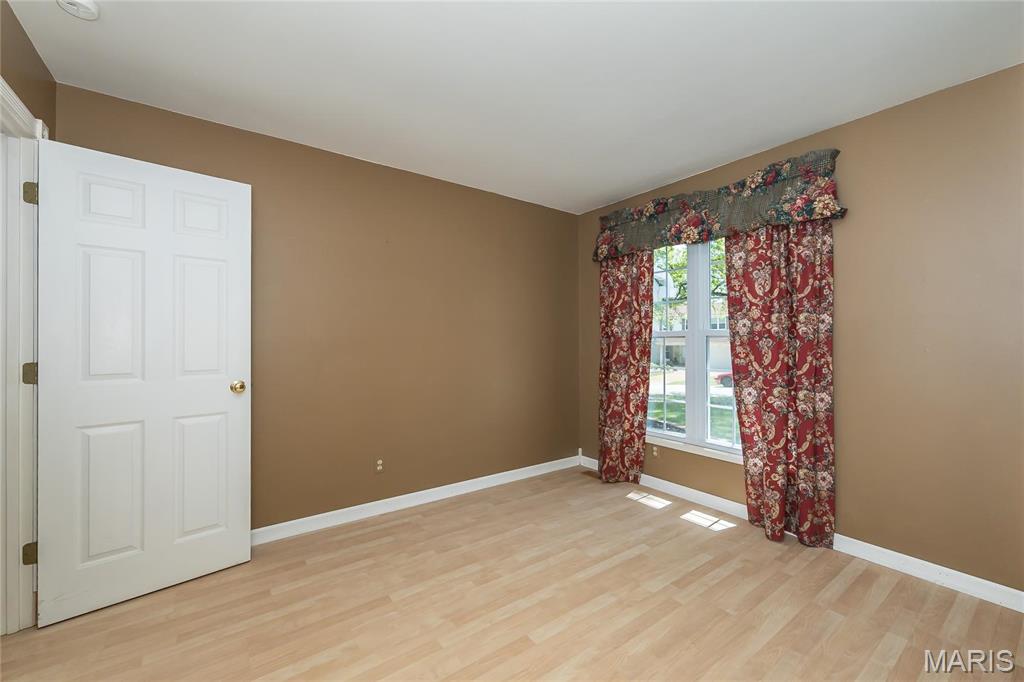 293 Oakleigh Woods Drive