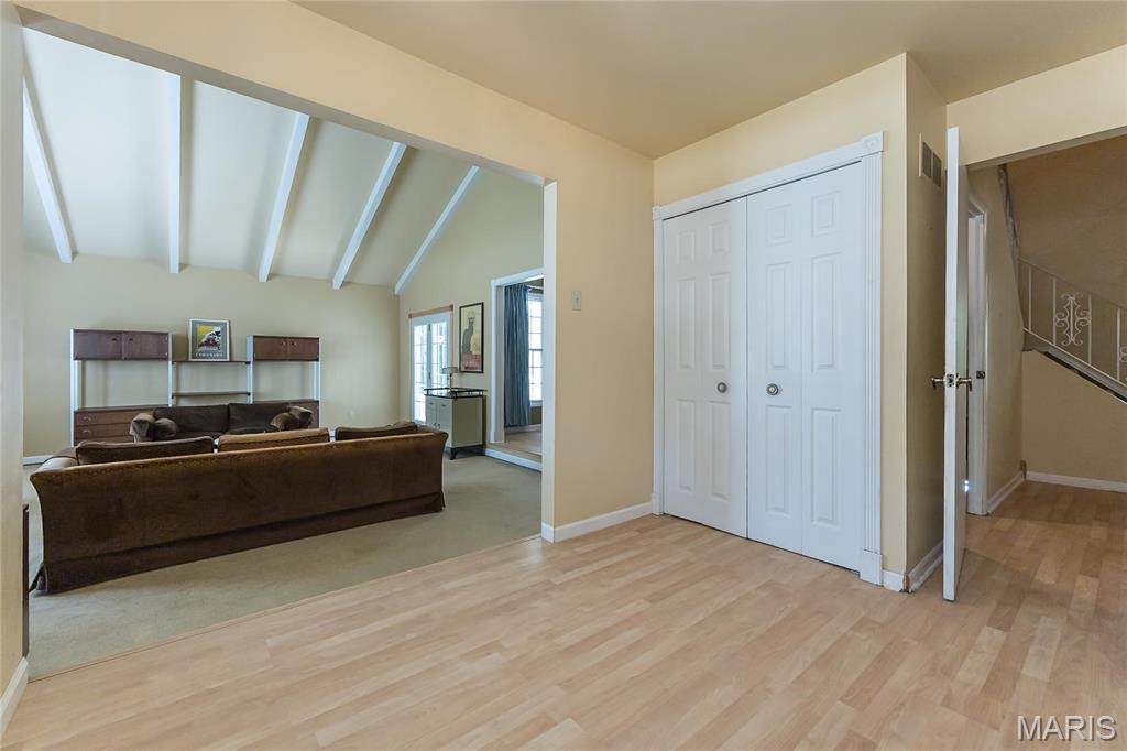 293 Oakleigh Woods Drive