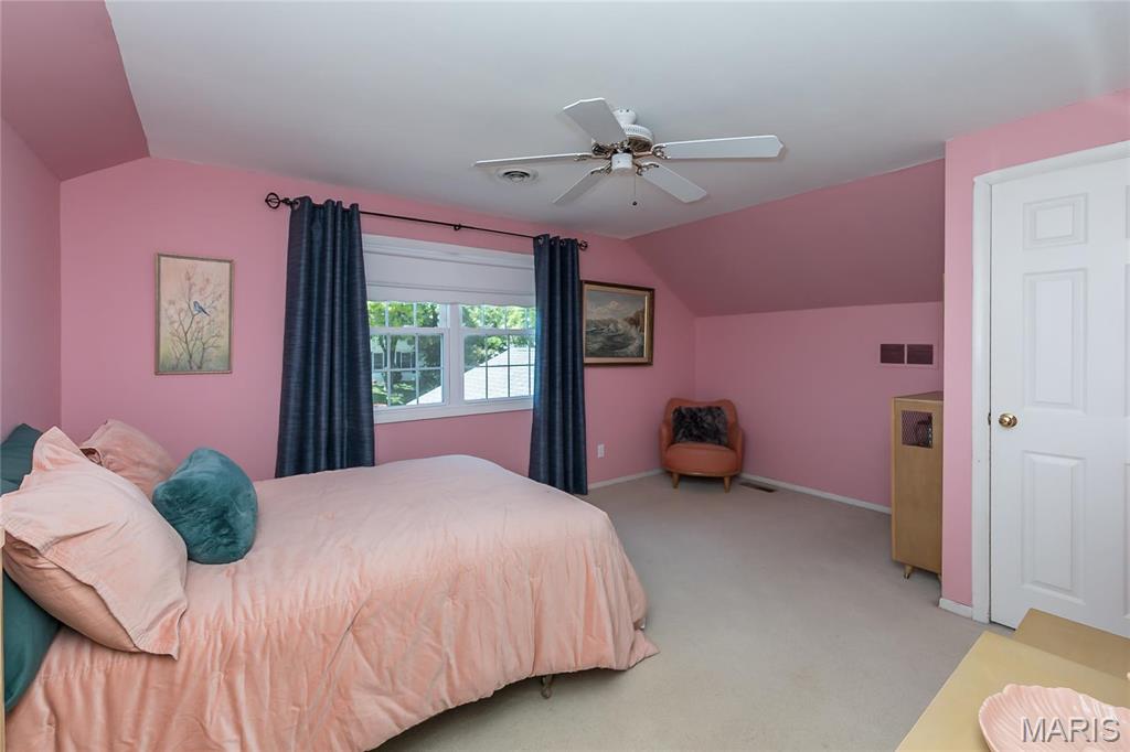 293 Oakleigh Woods Drive