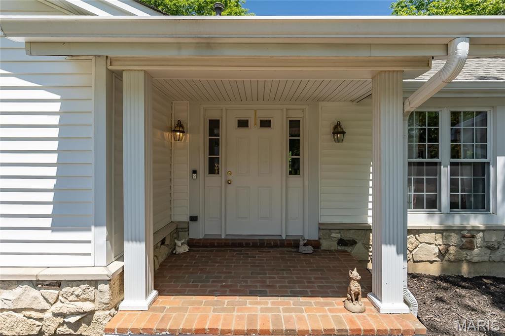 293 Oakleigh Woods Drive