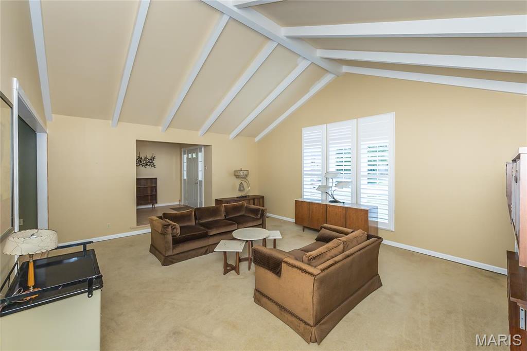 293 Oakleigh Woods Drive