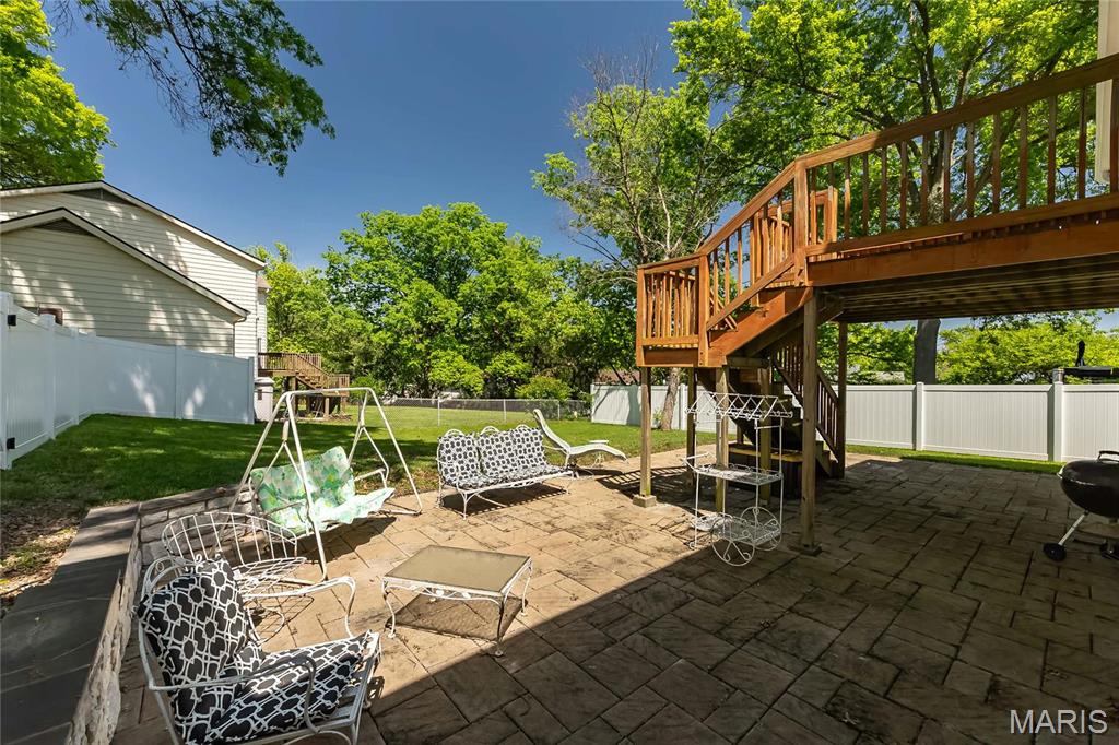 293 Oakleigh Woods Drive