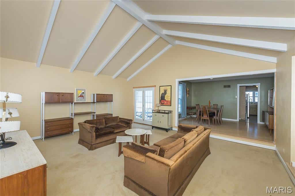 293 Oakleigh Woods Drive