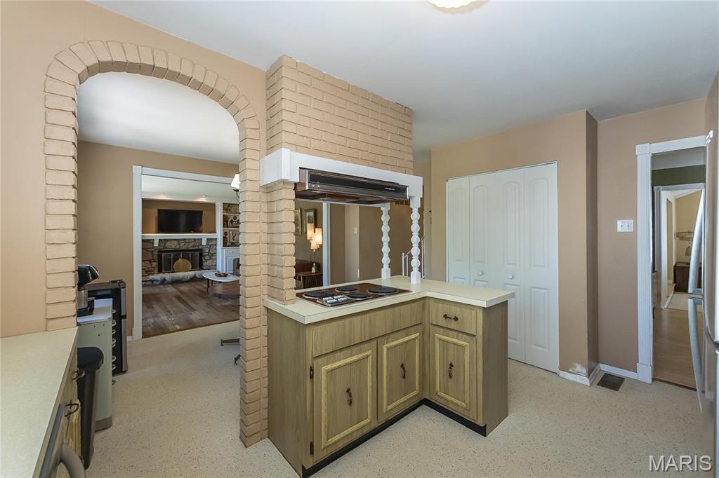 293 Oakleigh Woods Drive