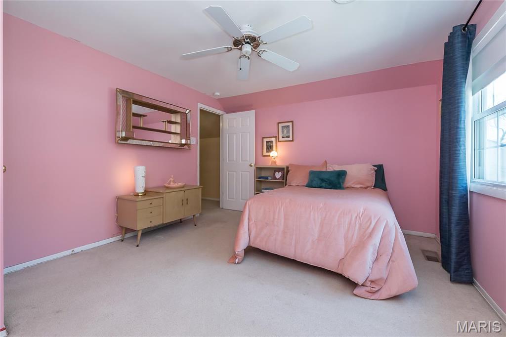 293 Oakleigh Woods Drive