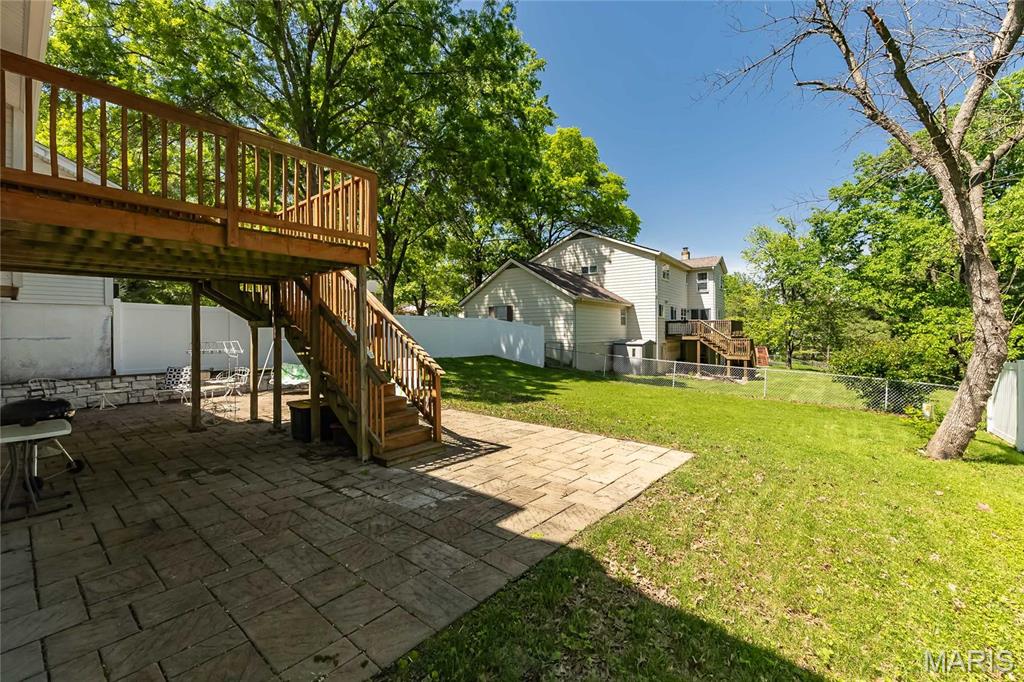 293 Oakleigh Woods Drive