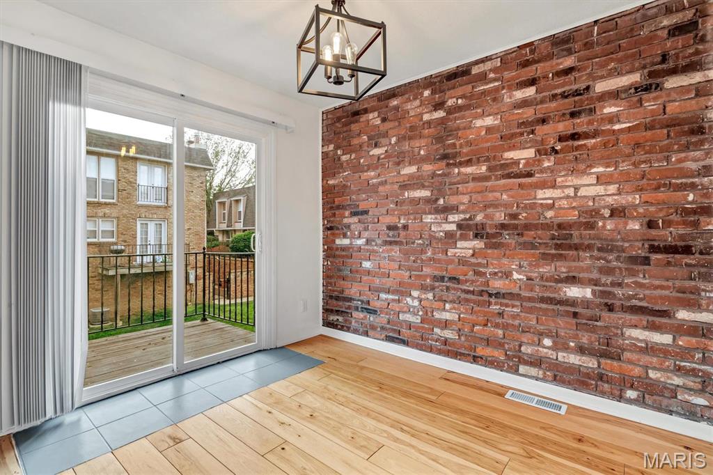 1145 Rue La Ville Unit: 1145