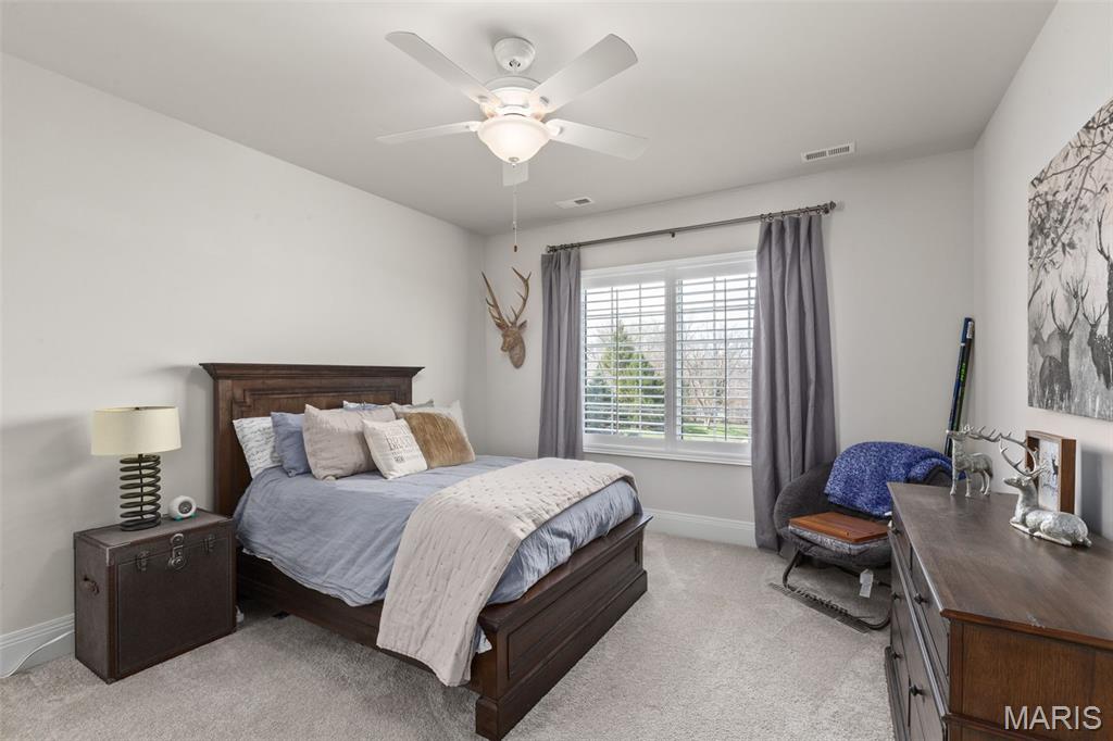 17283 Courtyard Mill Lane