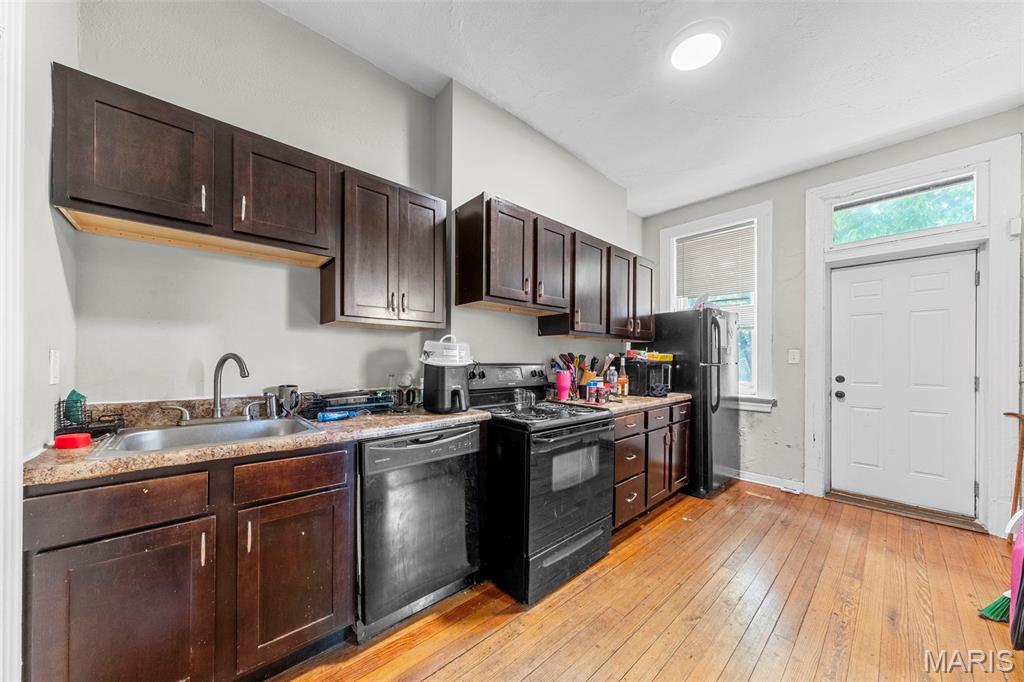 3012 Cherokee Street