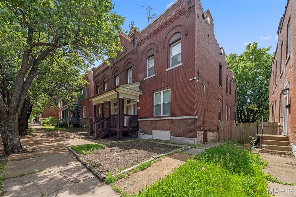 3012 Cherokee Street