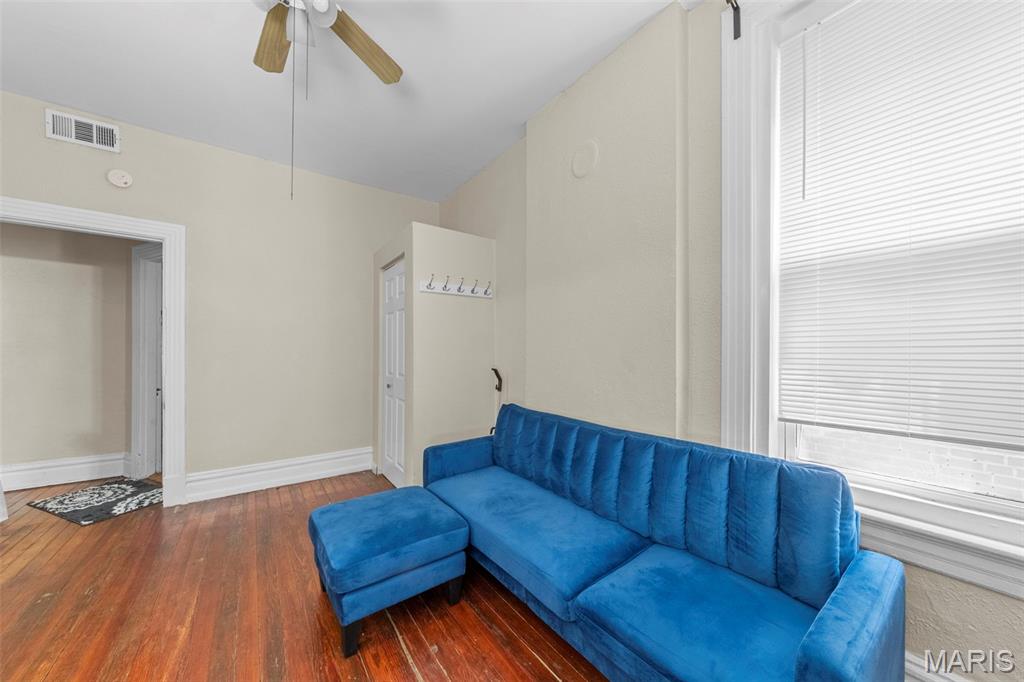 3012 Cherokee Street