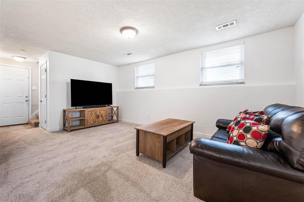 3112 Mockingbird Drive