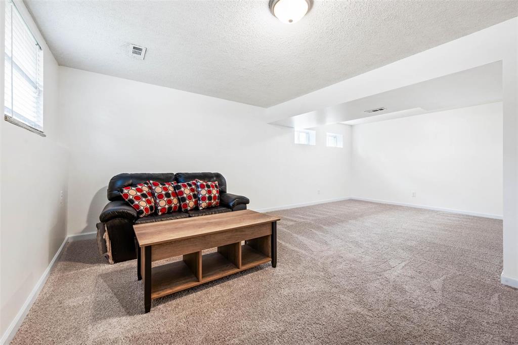 3112 Mockingbird Drive