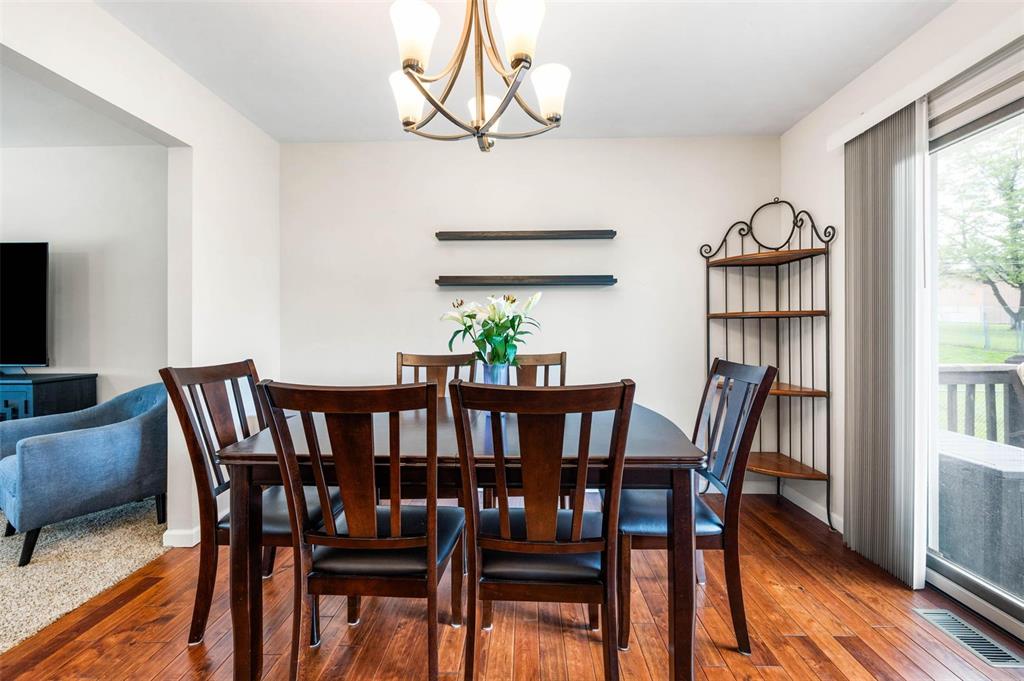 3112 Mockingbird Drive