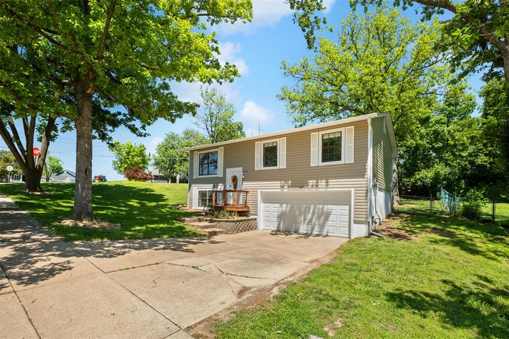 795 Crescent Woods Drive