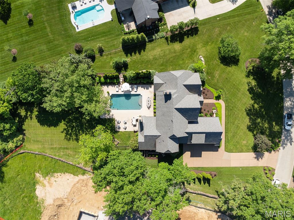 611 Hickory Lane
