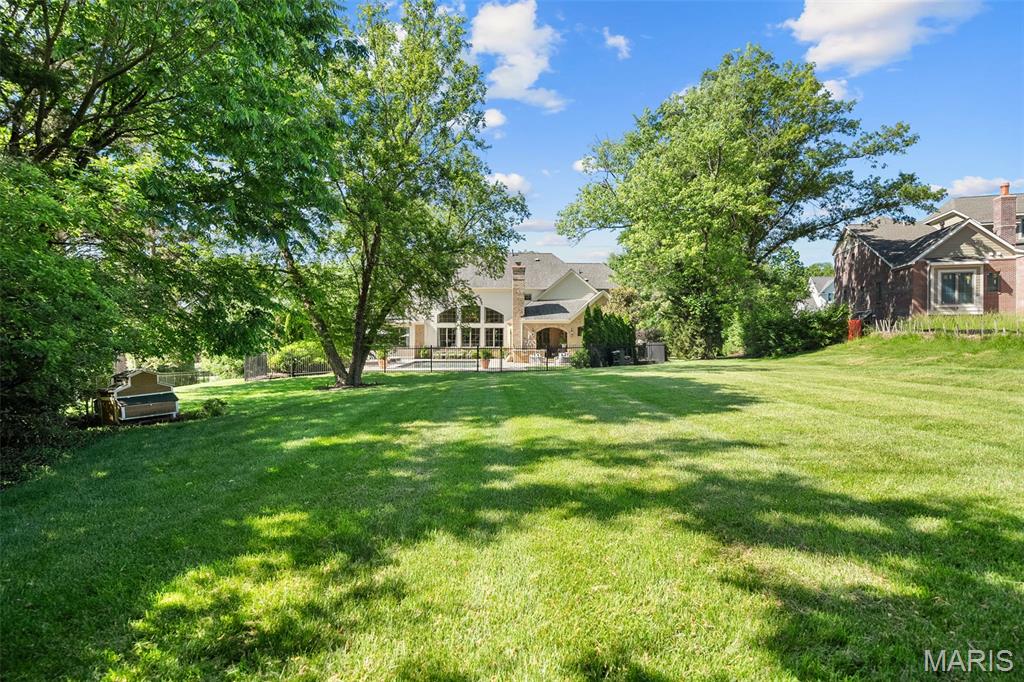 611 Hickory Lane