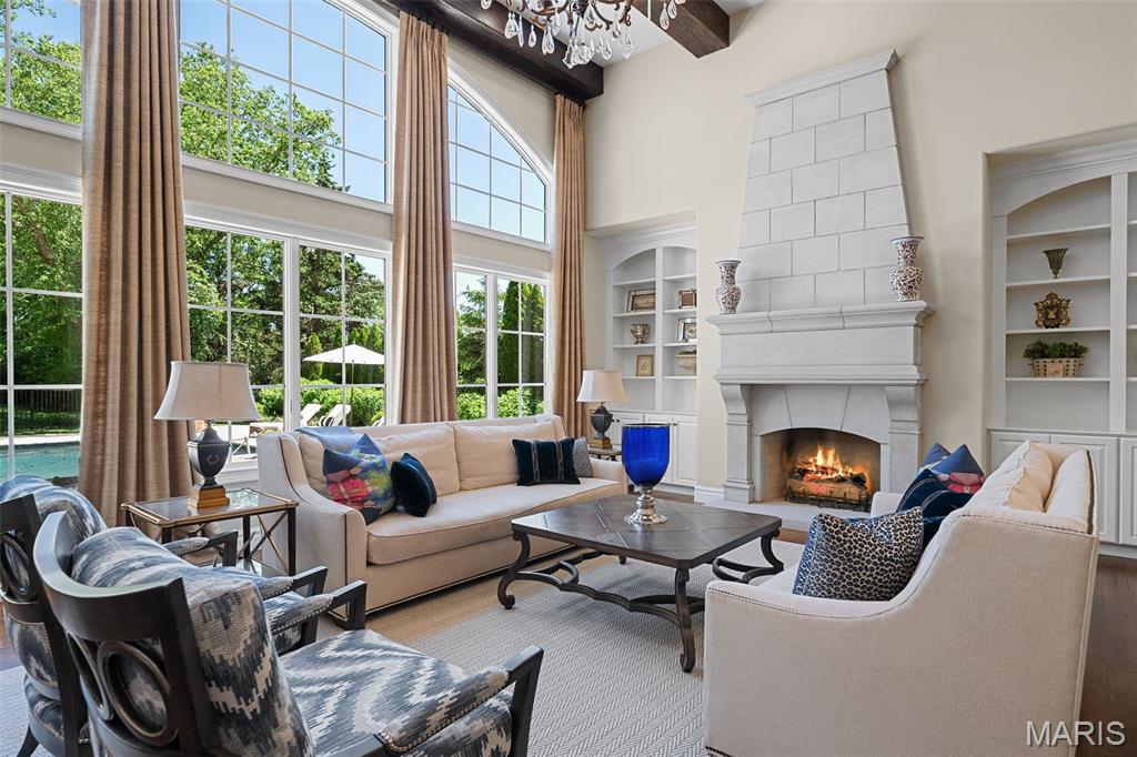 611 Hickory Lane