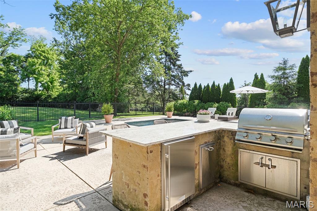 611 Hickory Lane