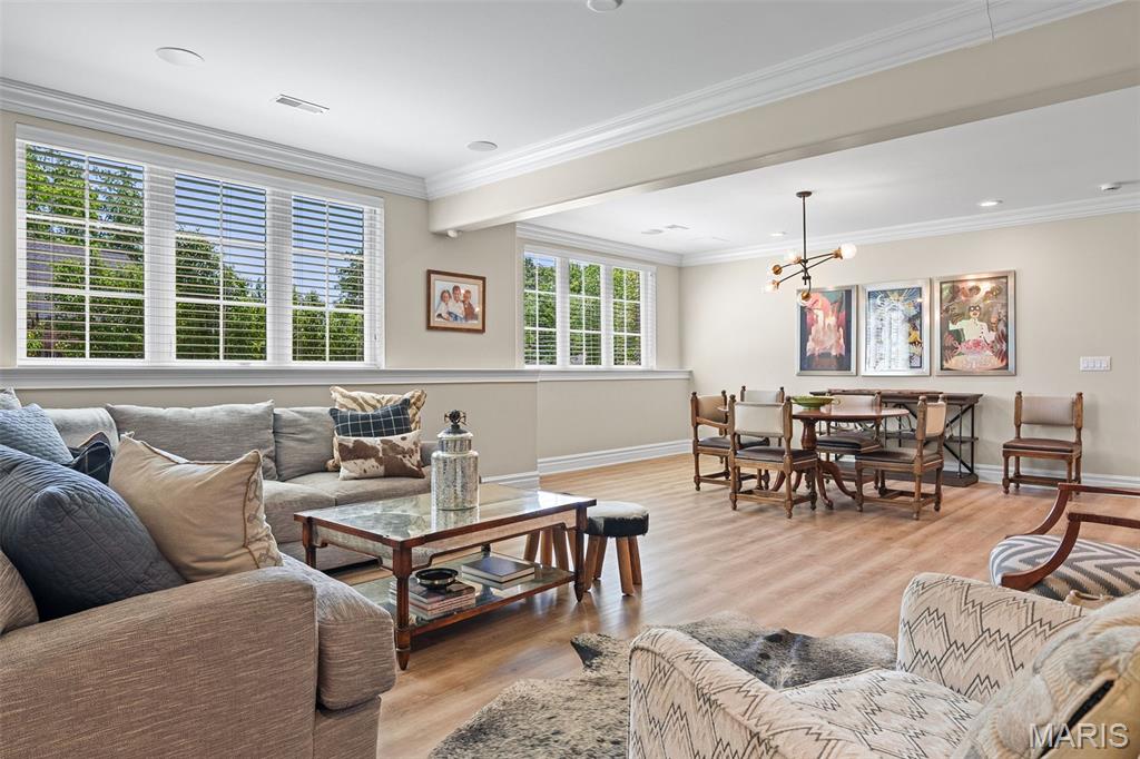 611 Hickory Lane