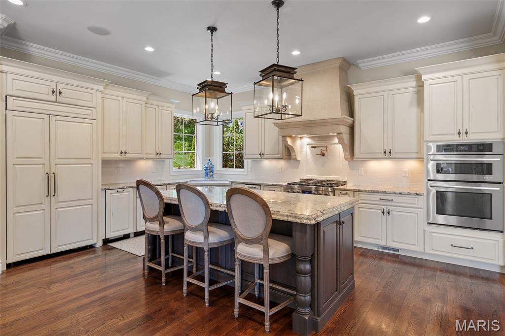 611 Hickory Lane