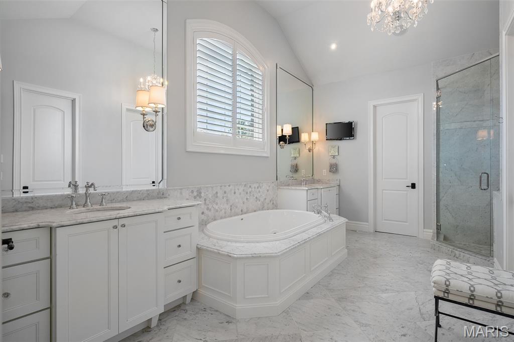 611 Hickory Lane