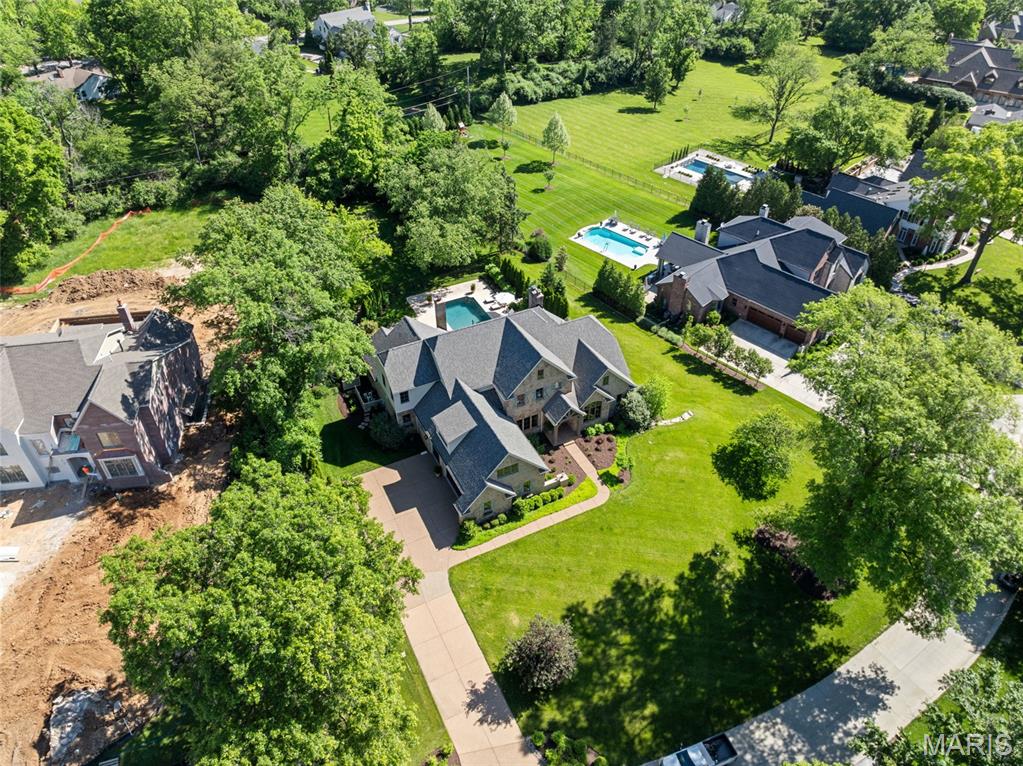 611 Hickory Lane