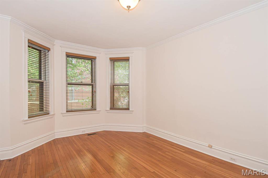 382 N Taylor Unit: 1W