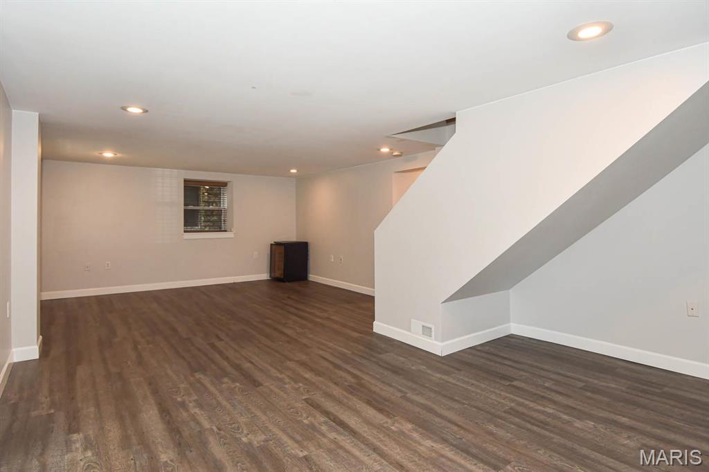 382 N Taylor Unit: 1W