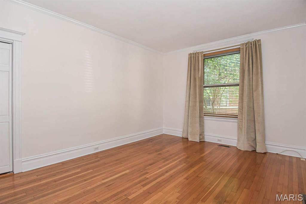 382 N Taylor Unit: 1W