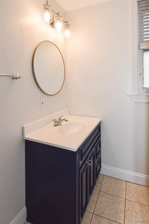 382 N Taylor Unit: 1W