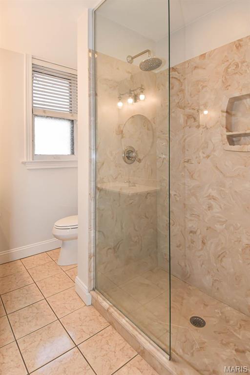 382 N Taylor Unit: 1W
